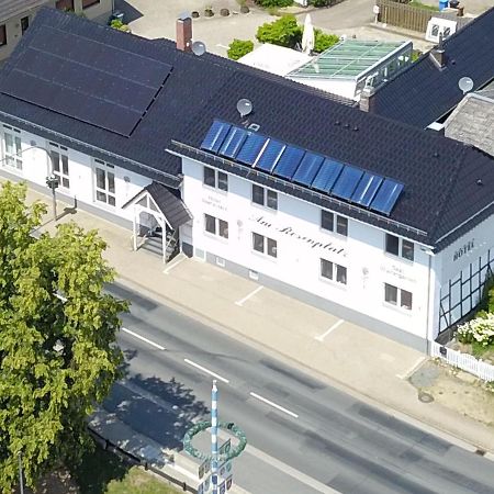 Hotel Am Rosenplatz,24 Stunden Check In, Kostenfreie Parkplaetze Brechtorf エクステリア 写真