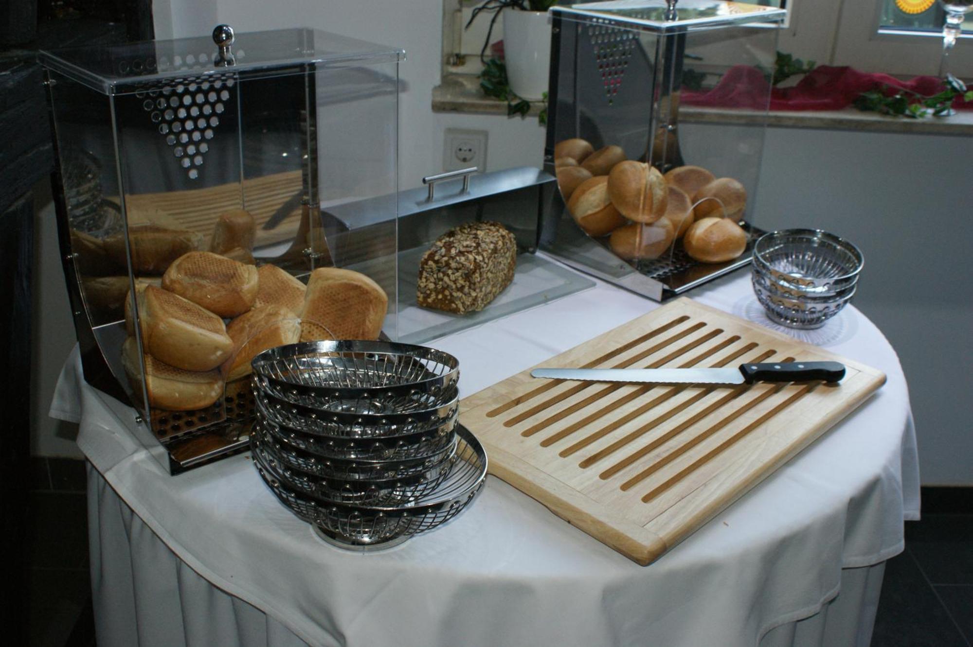 Hotel Am Rosenplatz,24 Stunden Check In, Kostenfreie Parkplaetze Brechtorf 部屋 写真