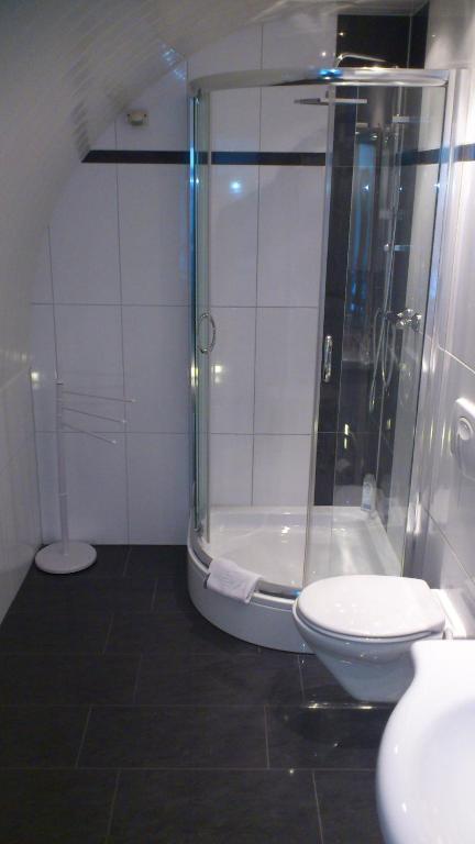 Hotel Am Rosenplatz,24 Stunden Check In, Kostenfreie Parkplaetze Brechtorf エクステリア 写真