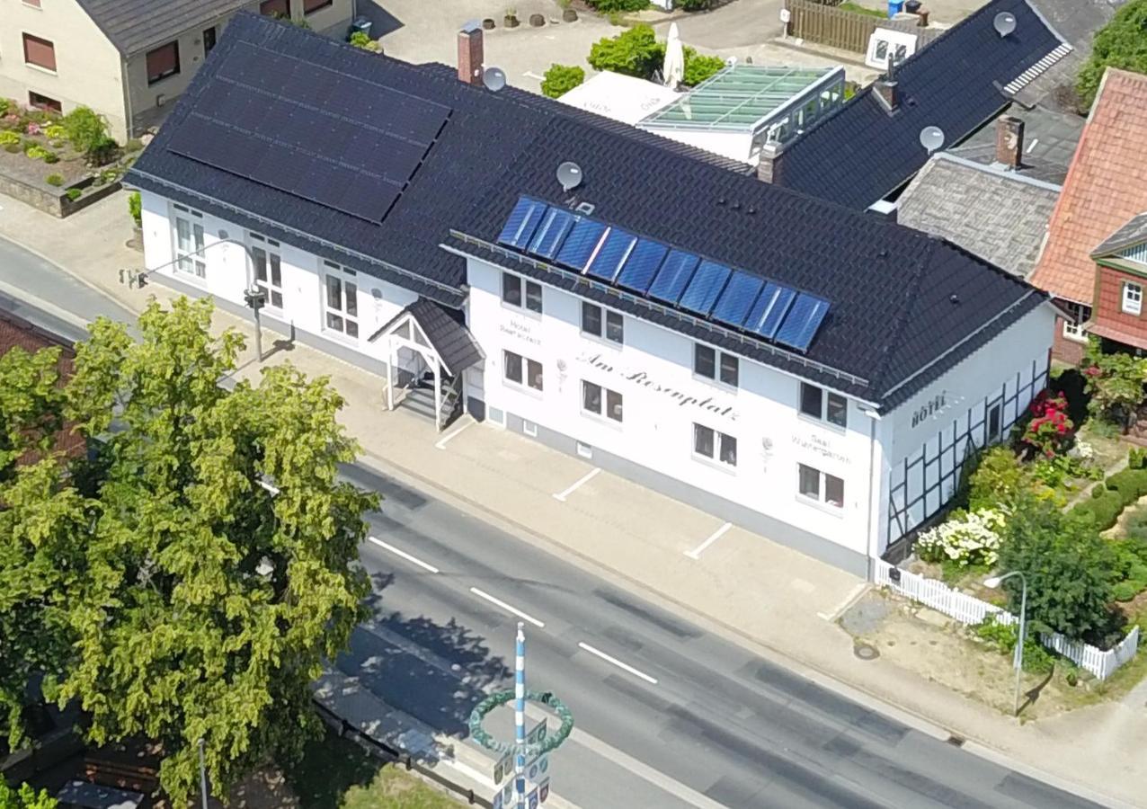 Hotel Am Rosenplatz,24 Stunden Check In, Kostenfreie Parkplaetze Brechtorf エクステリア 写真